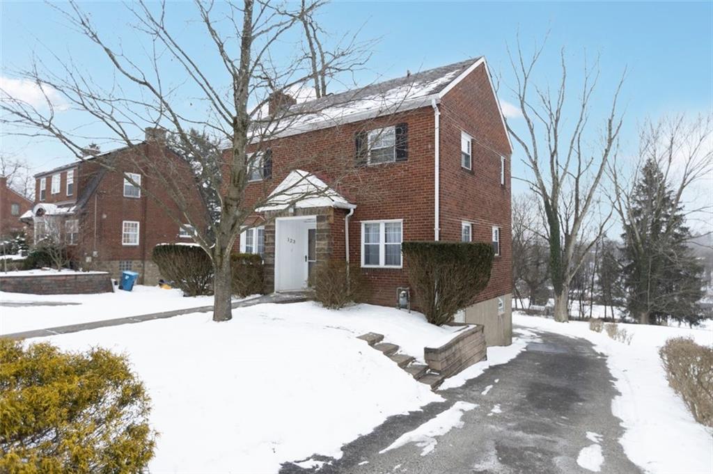123 Crescent Hills Road Pittsburgh, PA 15235 - Photo 3 of 31 Gallery Image 3