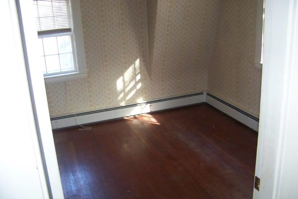 36 Ridgeway Avenue Sanford, ME 04073 - Photo 22 of 33 Bedroom 3