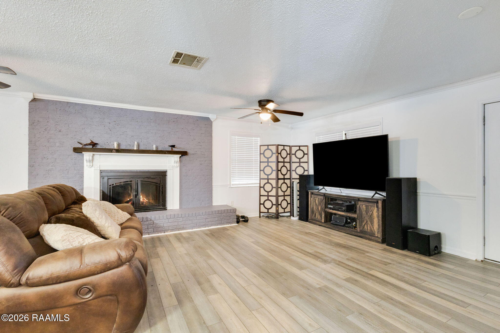 1513 Edwin Drive Rayne, LA 70578 - Photo 4 of 23 Living