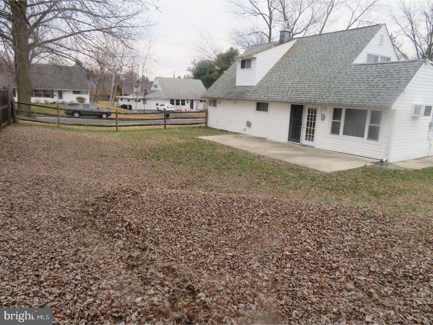 73 Crown Road Levittown, PA 19057 - Photo 22 of 23