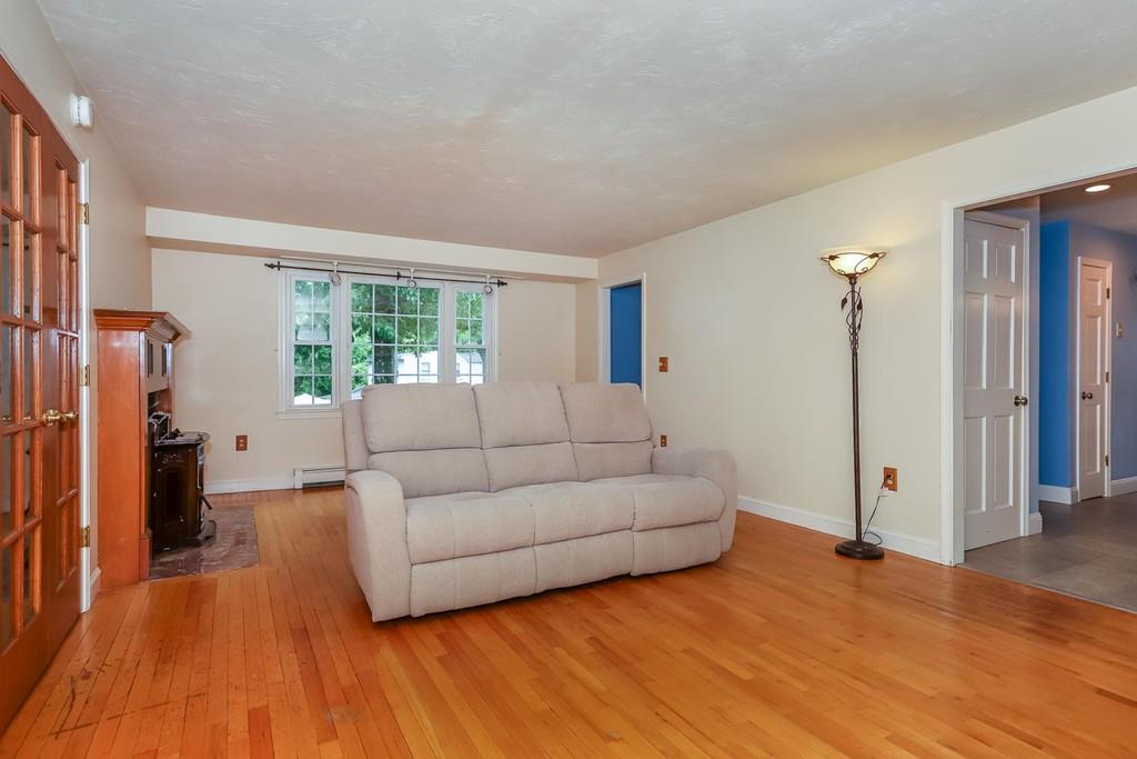 1 Doris Road Halifax, MA 02338 - Photo 6 of 22 Gallery Image 6