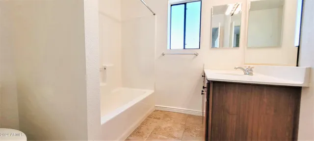 $2,000 | 220 South Paloma, Show Low, AZ 85901