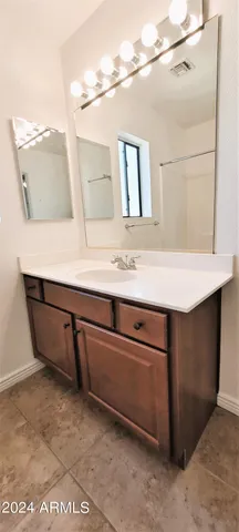 $2,000 | 220 South Paloma, Show Low, AZ 85901