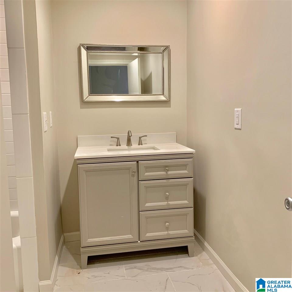 612 Ridge Top Circle Birmingham, AL 35206 - Photo 10 of 16