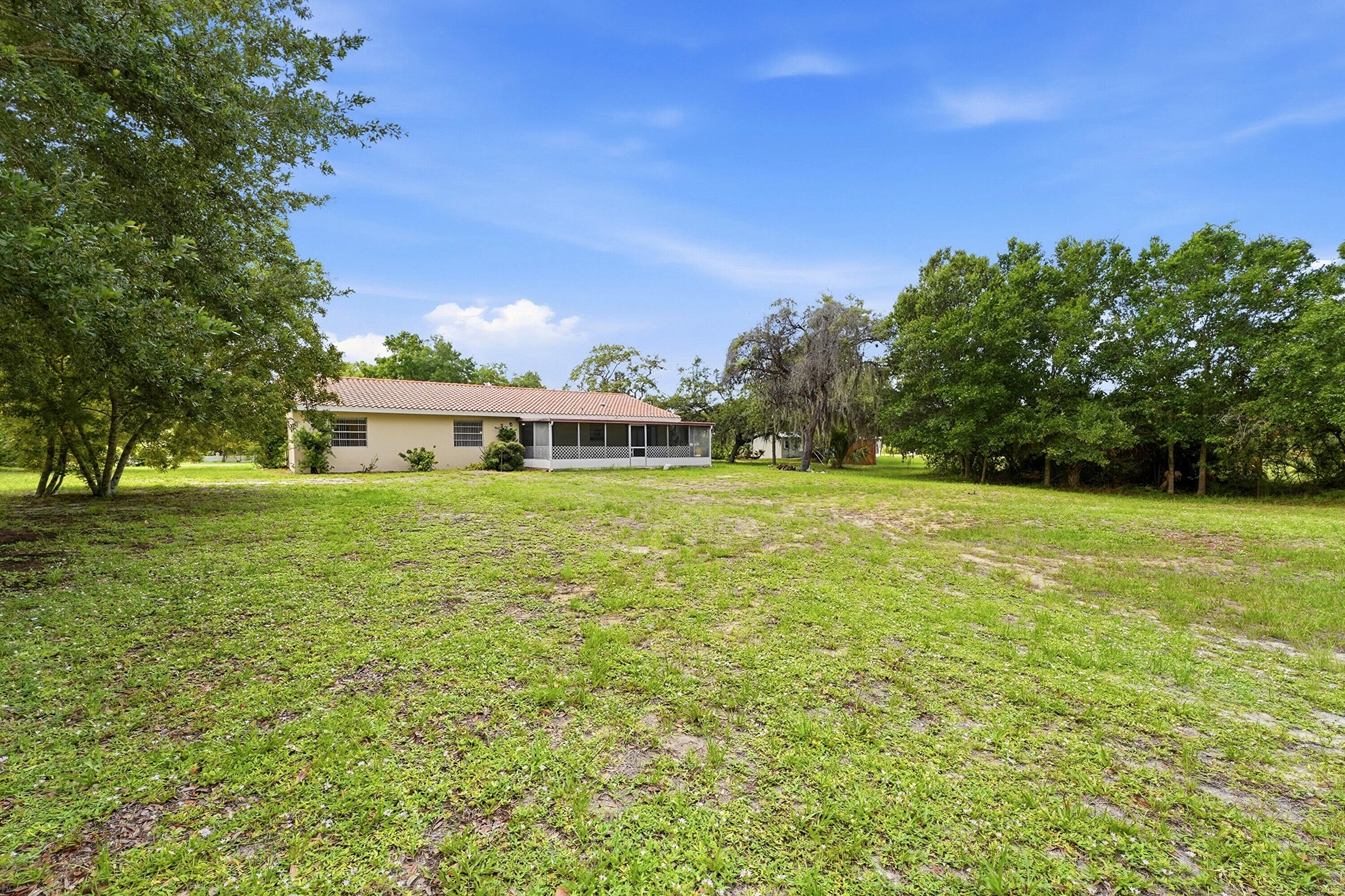 12765 Roseland Road Sebastian, FL 32958 - Photo 88 of 93 Guest House Back Yard