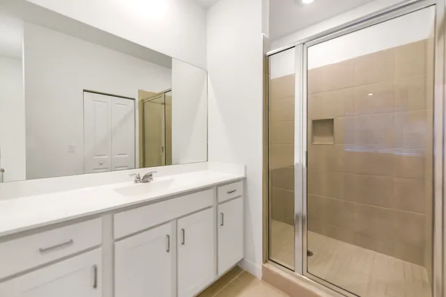 $2,950 | 4519 Hollister Avenue, Lake Worth, FL 33463