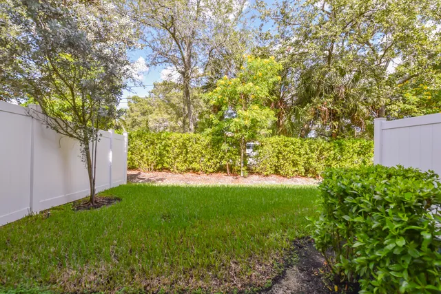 $2,950 | 4519 Hollister Avenue, Lake Worth, FL 33463