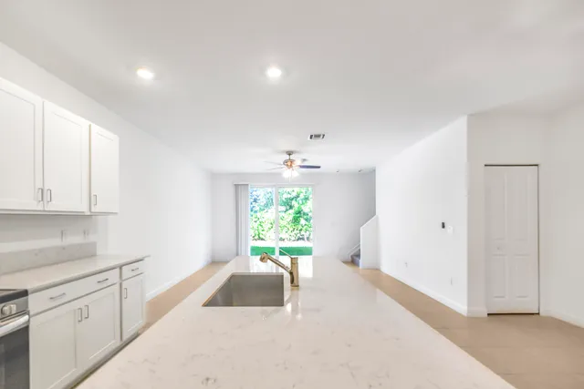 $2,950 | 4519 Hollister Avenue, Lake Worth, FL 33463