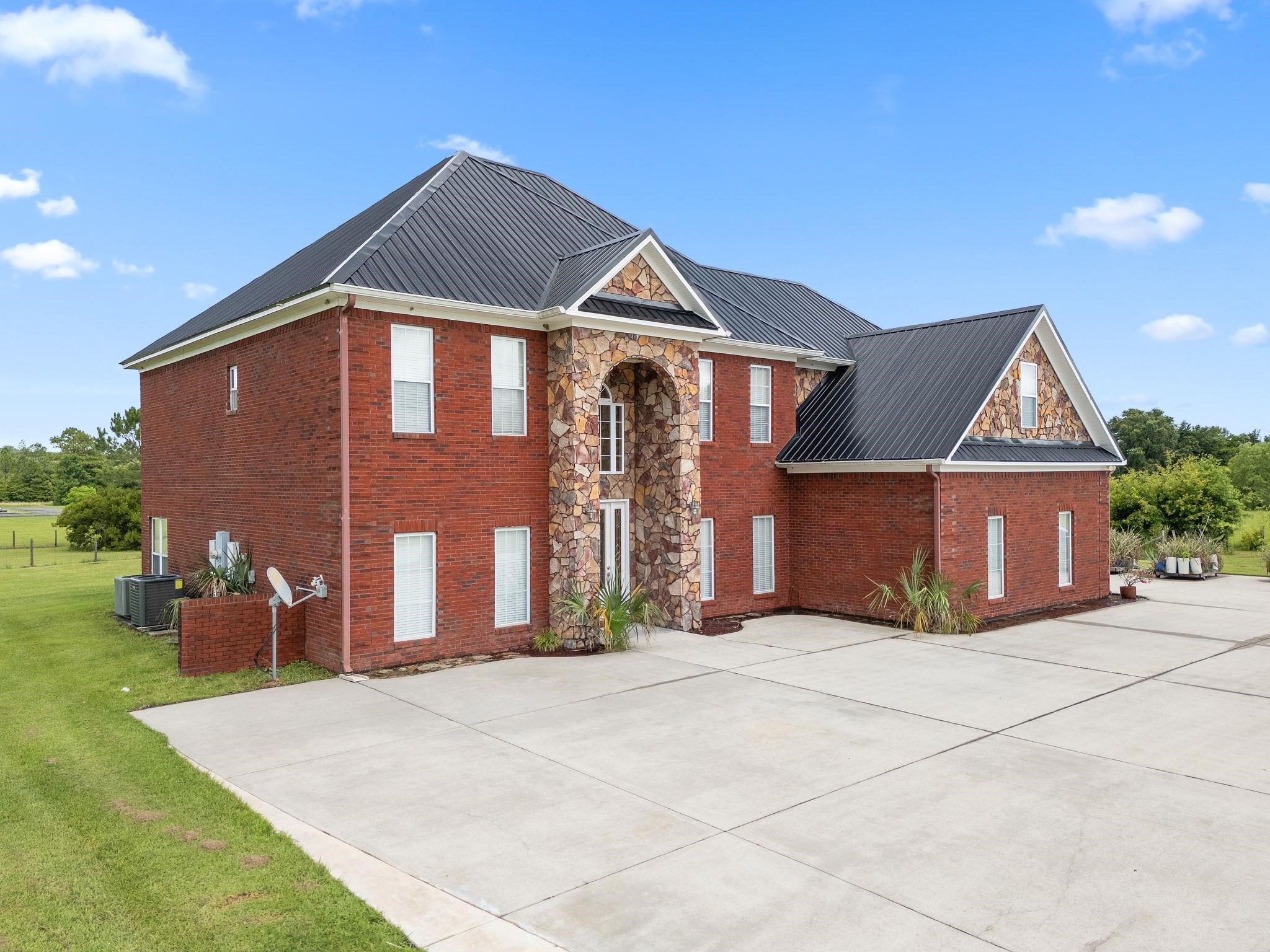 9790 Stucki Road Elberta, AL 36530 - Photo 4 of 72 Front Of Structure