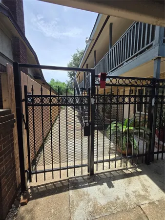$1,100 | 3910 Dallas Street, Unit 6, Houston, TX 77023