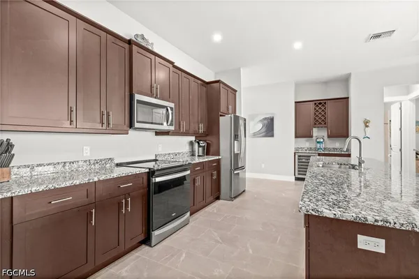 $999,000 | 2419 Carambola Lane, St. James City, FL 33956