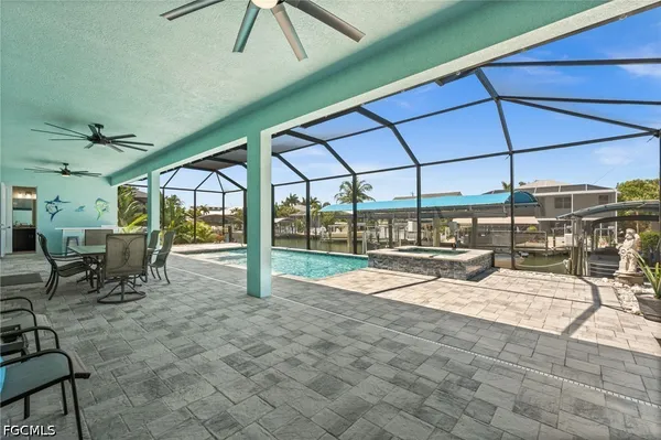 $999,000 | 2419 Carambola Lane, St. James City, FL 33956