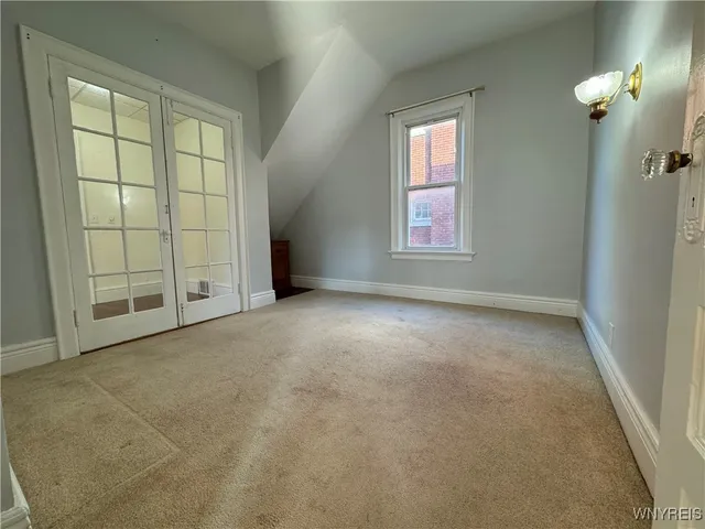 $1,400 | 401 Parkside Avenue, Buffalo, NY 14216