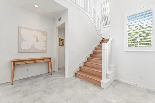 $1,700,000 | 87 Darby, Irvine, CA 92620