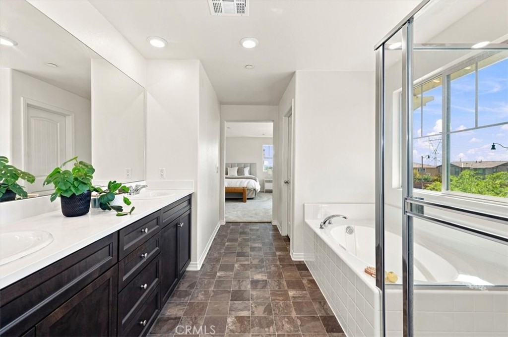 5370 Blue Ridge Way Fontana, CA 92336 - Photo 37 of 64 Gallery Image 37