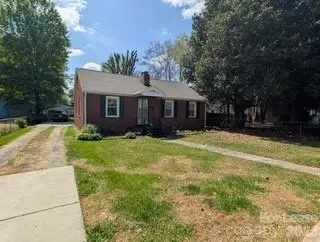 $2,500 | 1008 East 36th Street, Charlotte, NC 28205