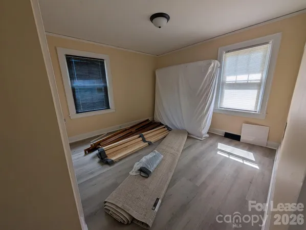 $2,500 | 1008 East 36th Street, Charlotte, NC 28205