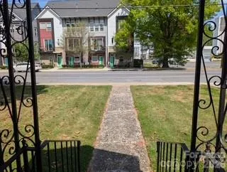 $2,500 | 1008 East 36th Street, Charlotte, NC 28205