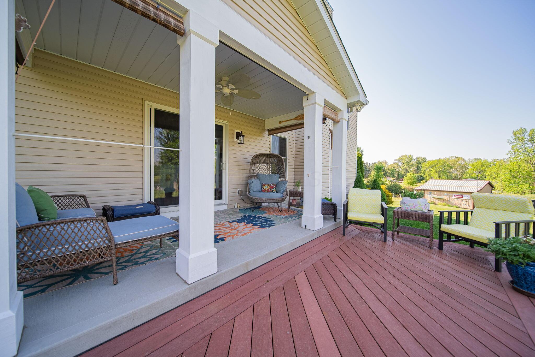 25885 Shoemaker Road Circleville, OH 43113 - Photo 9 of 48 Back porch
