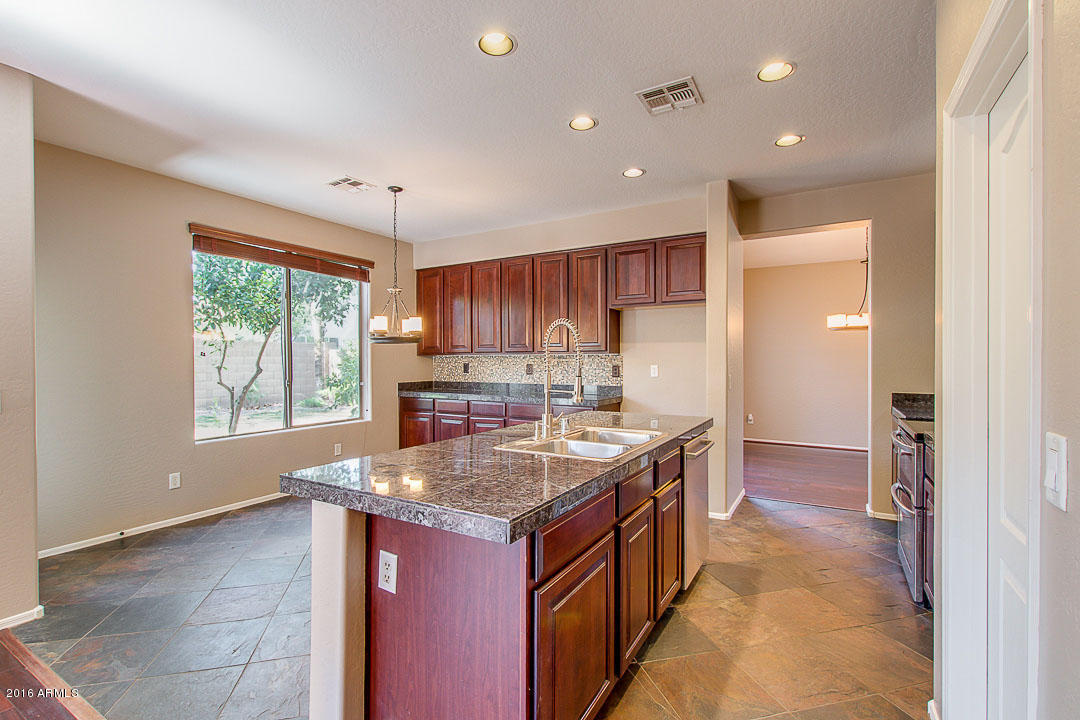 6539 West Jomax Road Phoenix, AZ 85083 - Photo 12 of 45 15-Jomax reshoot