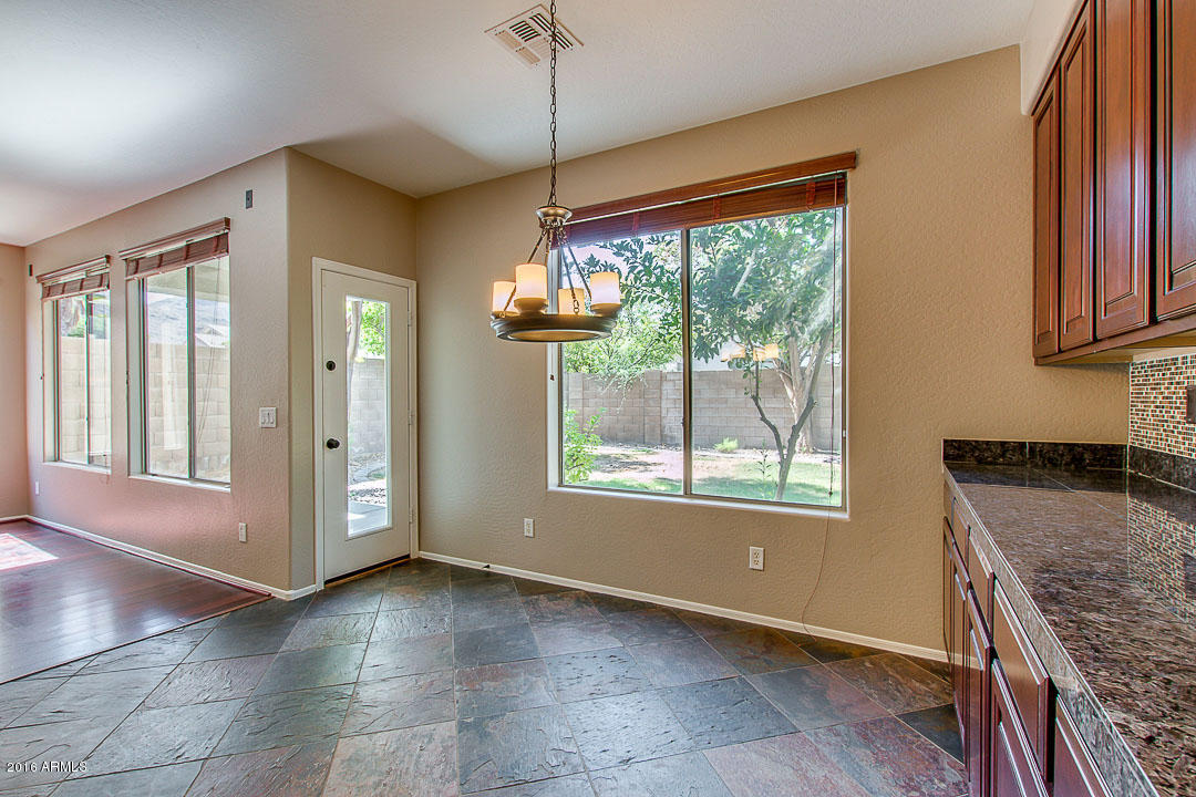 6539 West Jomax Road Phoenix, AZ 85083 - Photo 23 of 45 19-Jomax reshoot