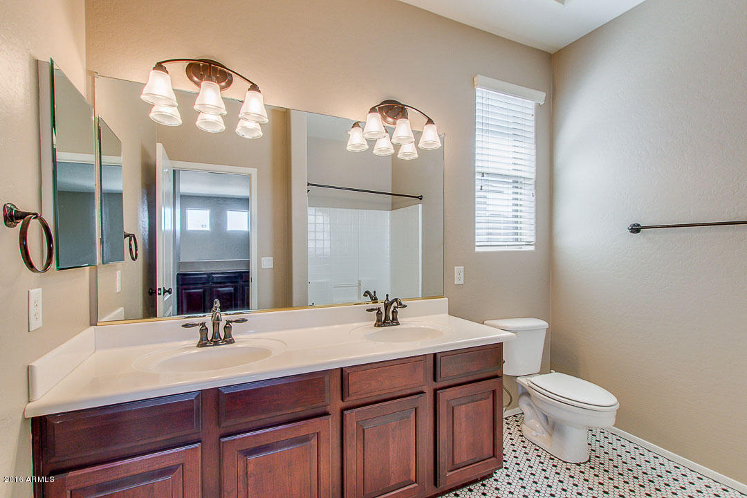 6539 West Jomax Road Phoenix, AZ 85083 - Photo 32 of 45 Upstairs bathroom 3