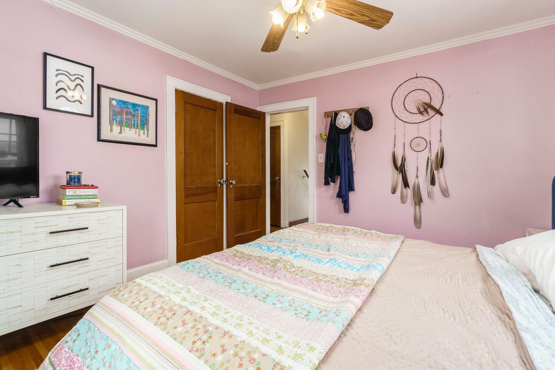 648 South Cassingham Road Columbus, OH 43209 - Photo 38 of 55