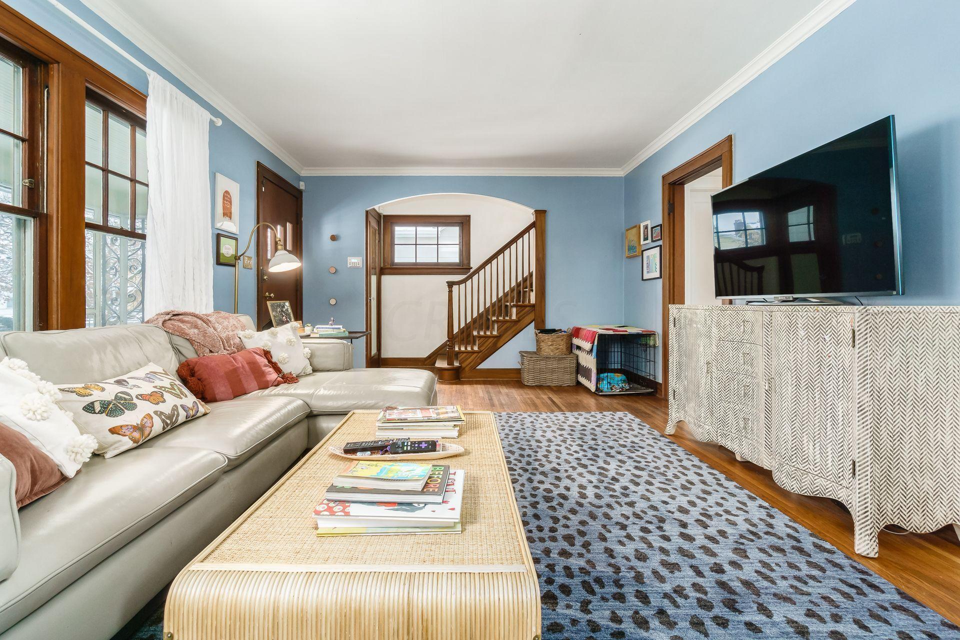 648 South Cassingham Road Columbus, OH 43209 - Photo 9 of 55