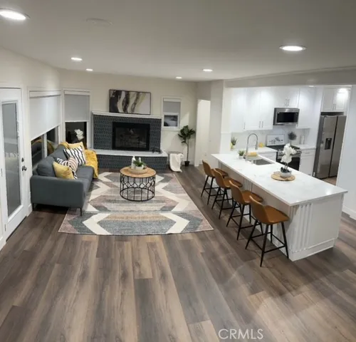 $1,249,000 | 5672 Pepperwood Avenue, Lakewood, CA 90712