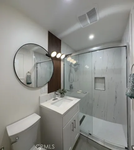 $1,249,000 | 5672 Pepperwood Avenue, Lakewood, CA 90712