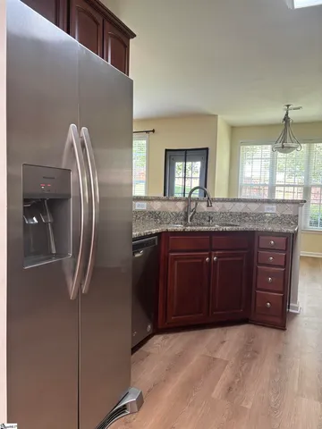 $2,800 | 505 Grimes Drive, Simpsonville, SC 29681