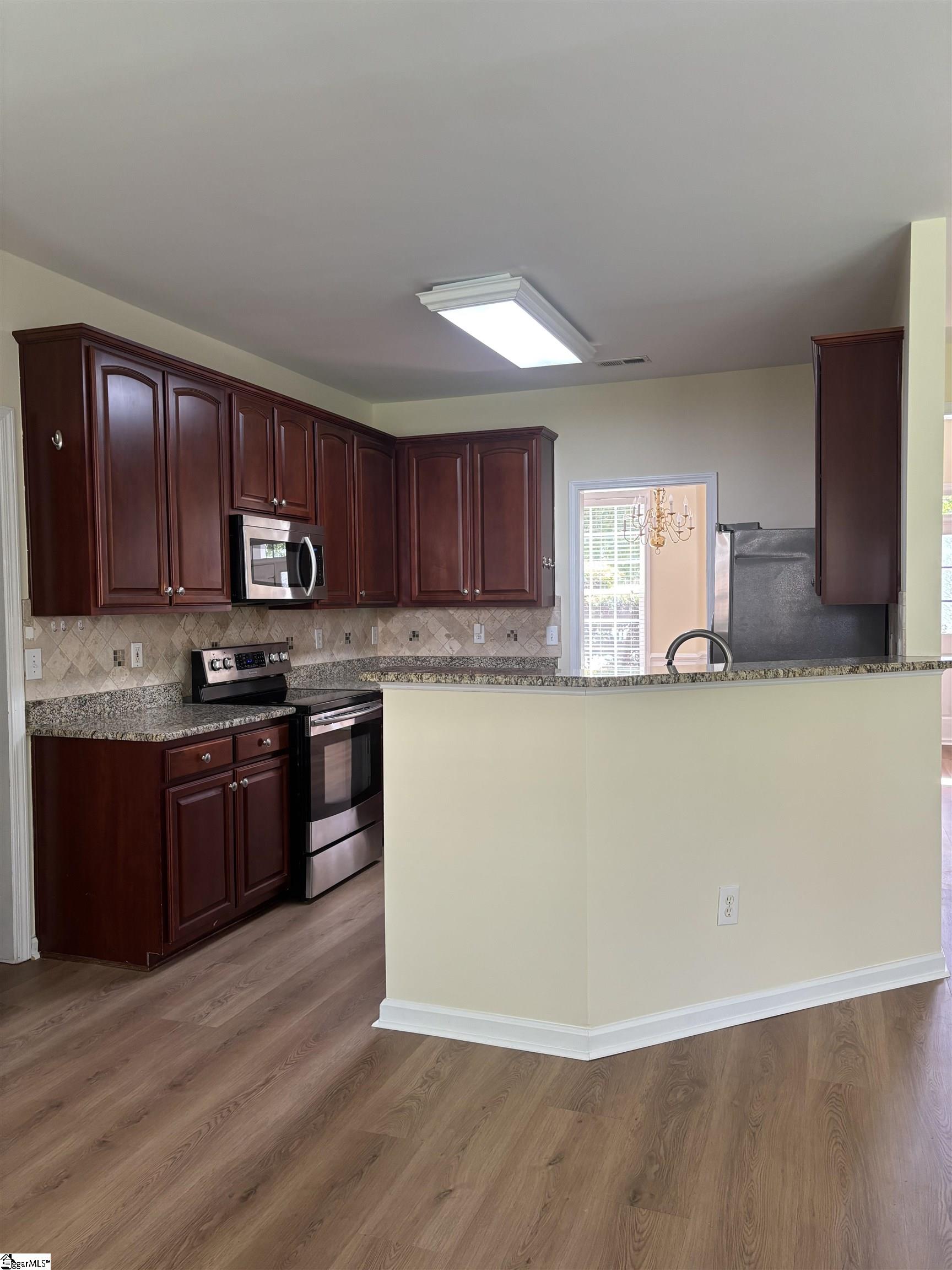 505 Grimes Drive Simpsonville, SC 29681 - Photo 14 of 45