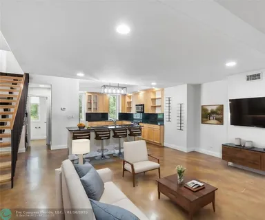 $615,000 | 812 Southwest 4th Avenue, Unit 8, Fort Lauderdale, FL 33315