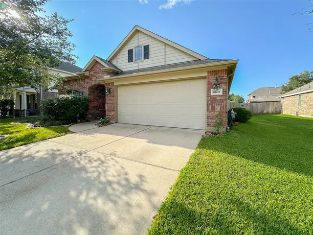 $2,000 | 8635 Sweet Pasture Drive, Tomball, TX 77375