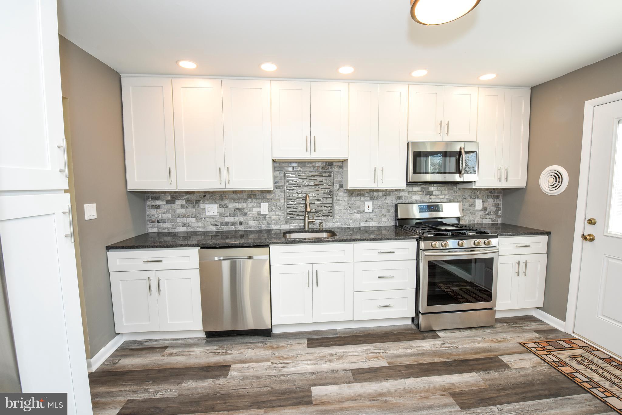 1119 Banes Road Southampton, PA 18966 - Photo 8 of 19 Kitchen
