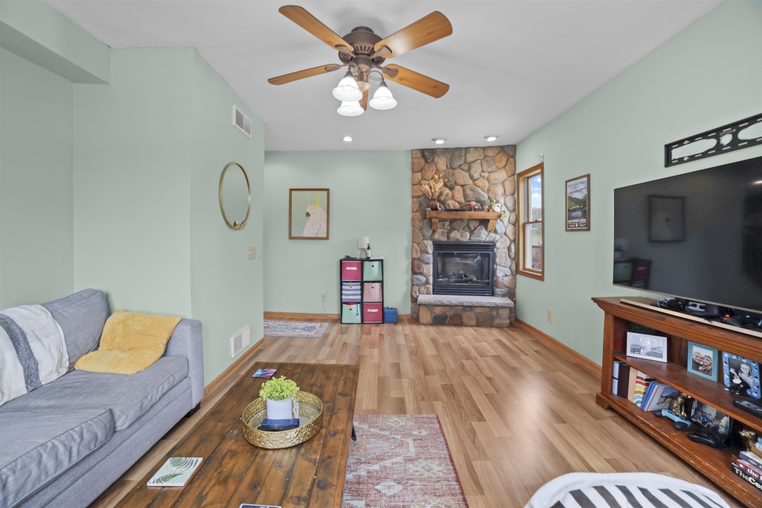 231 North Main Street Deerfield, WI 53531 - Photo 14 of 32