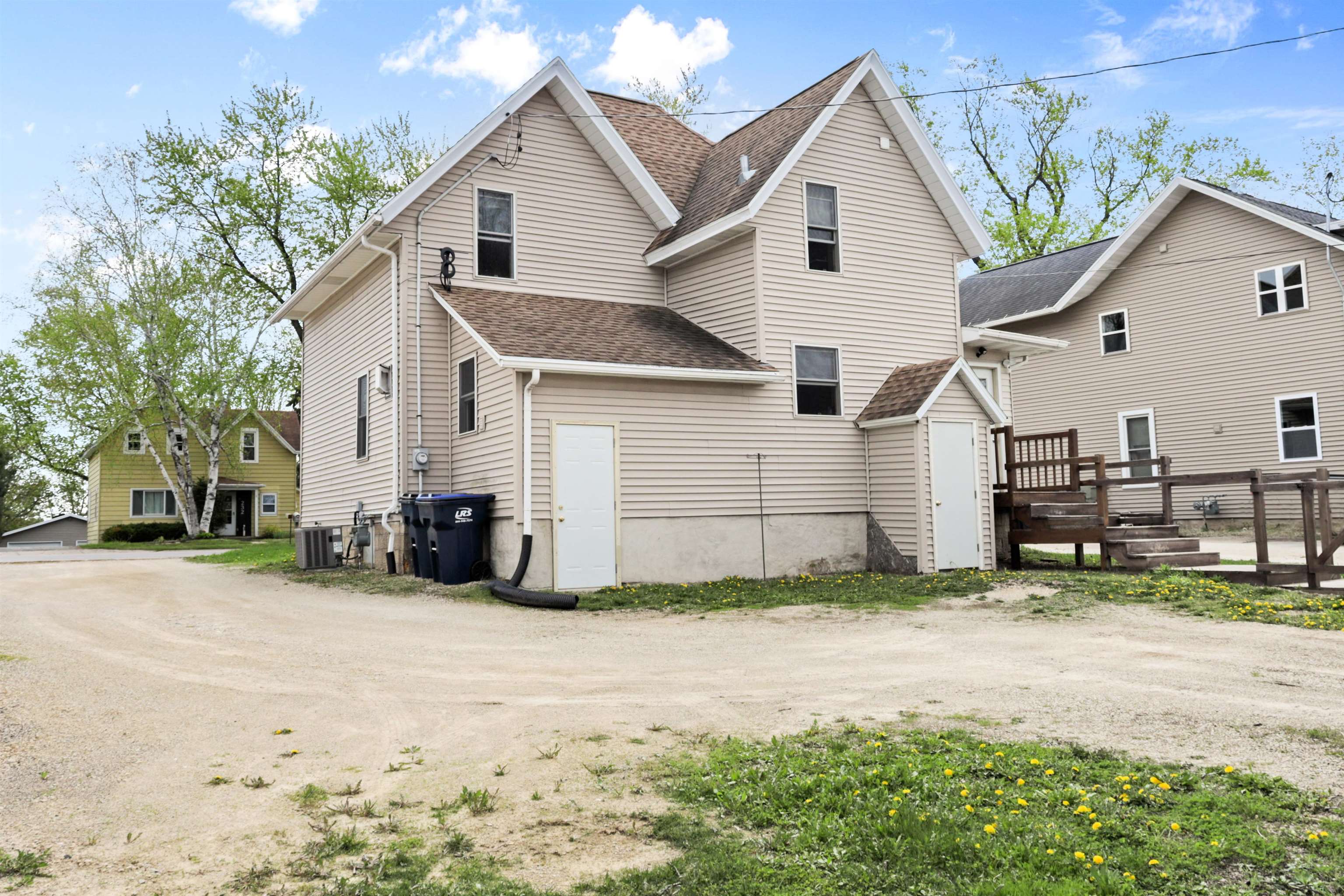 231 North Main Street Deerfield, WI 53531 - Photo 7 of 32