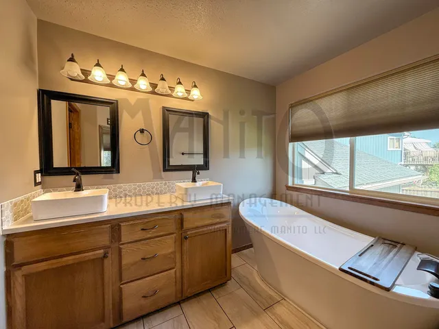 $2,850 | 15206 North Wilson Court, Mead, WA 99021