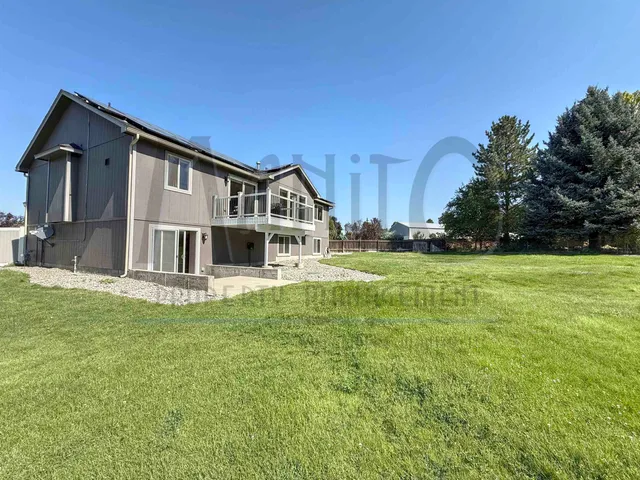 $2,850 | 15206 North Wilson Court, Mead, WA 99021