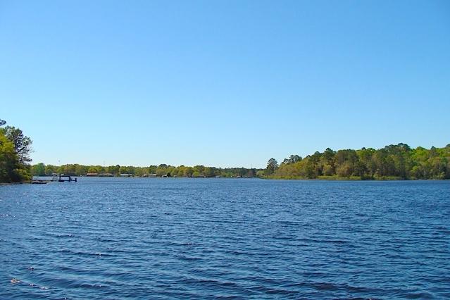 3.28-ac Holley King Road DeFuniak Springs, FL 32433 - Photo 5 of 7 3.28 Waterfront Acres on Kings Lake