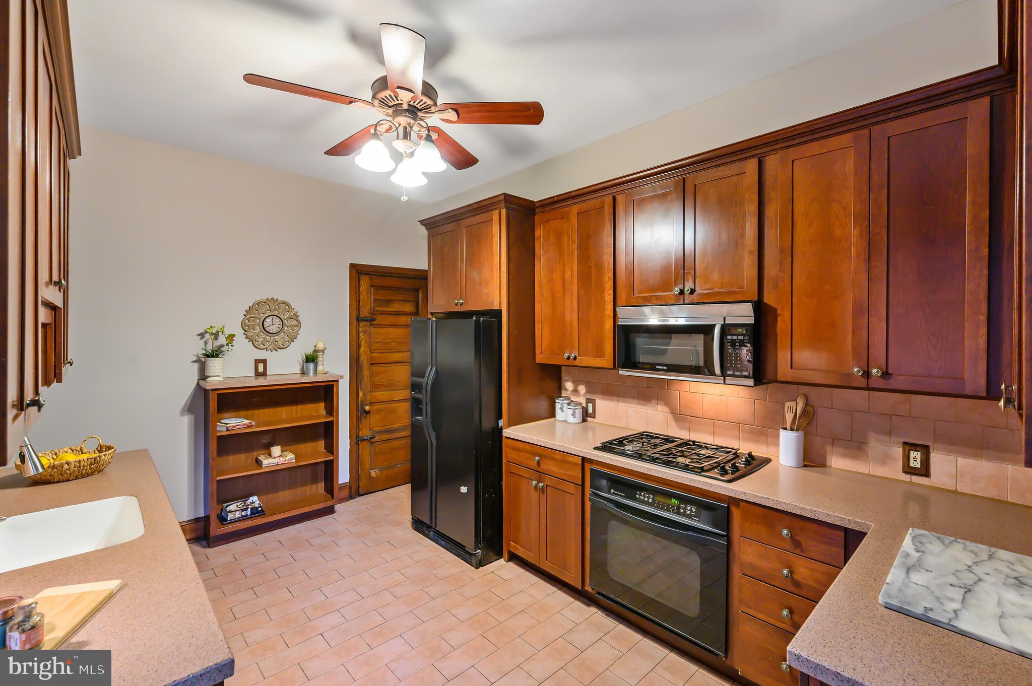 507 South 45th Street Philadelphia, PA 19104 - Photo 12 of 35