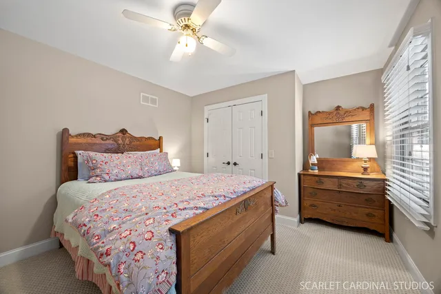 $850,000 | 854 Raintree Drive, Naperville, IL 60540