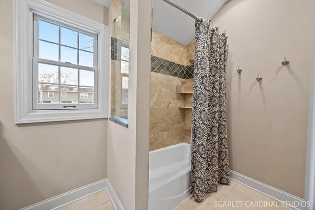 $850,000 | 854 Raintree Drive, Naperville, IL 60540