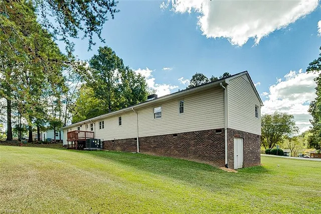 $325,000 | 4737 Huntingwood Road, Ramseur, NC 27316