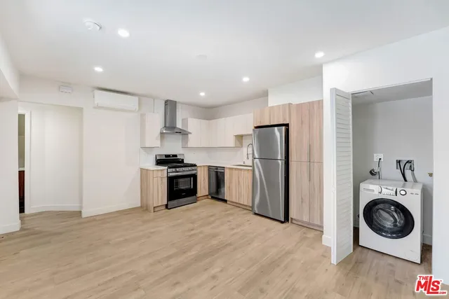 $1,895,000 | 6626 Darby Avenue, Reseda, CA 91335