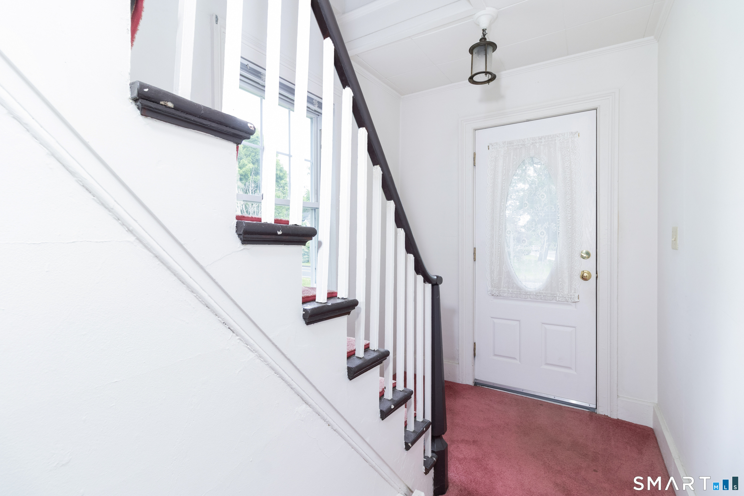 208 Boston Street Guilford, CT 06437 - Photo 14 of 37