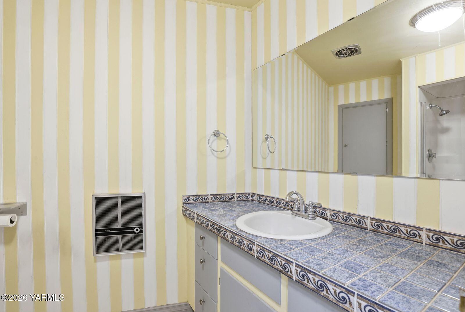 622 Pickens Road Yakima, WA 98908 - Photo 8 of 20 8