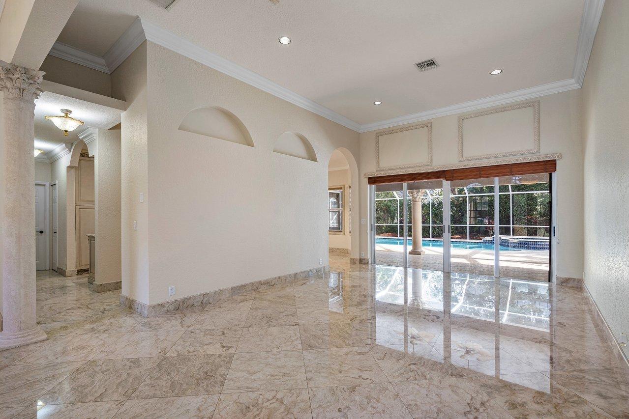 21414 Gosier Way Boca Raton, FL 33428 - Photo 9 of 35 005-21414GosierWay-BocaRaton-FL-33428-SM