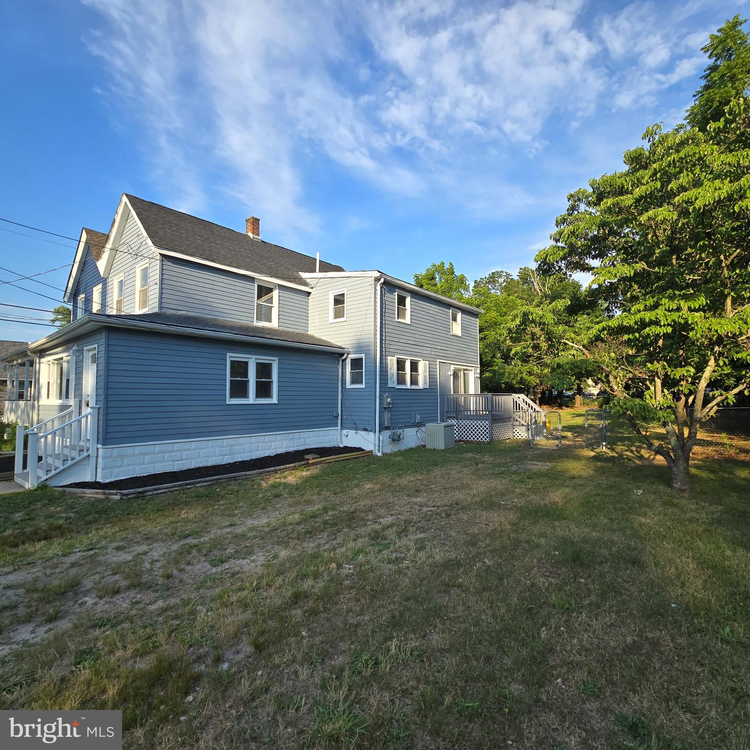 433 East Maple Avenue Lindenwold, NJ 08021 - Photo 3 of 37