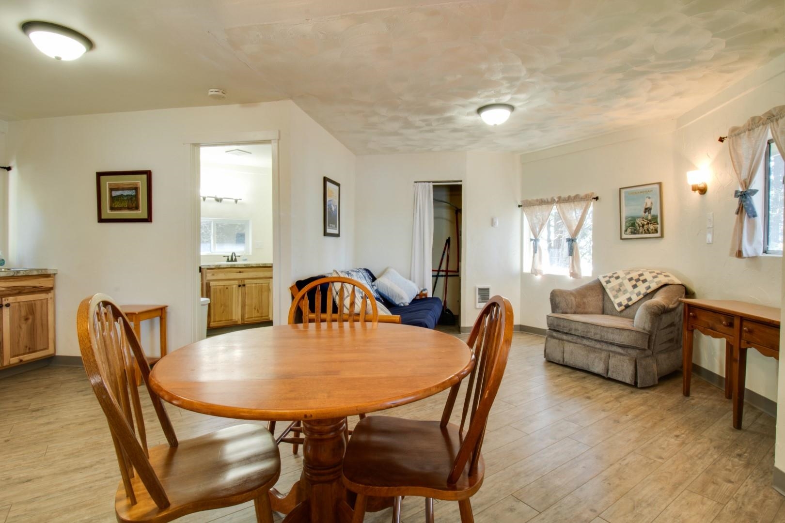 2305 East Oregon Road Elk, WA 99009 - Photo 8 of 26